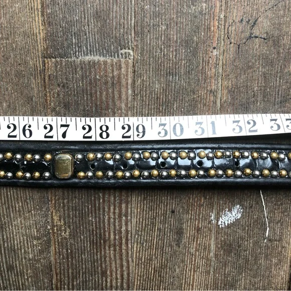 Vintage St. Maarten studded belt - Picture 11 of 12